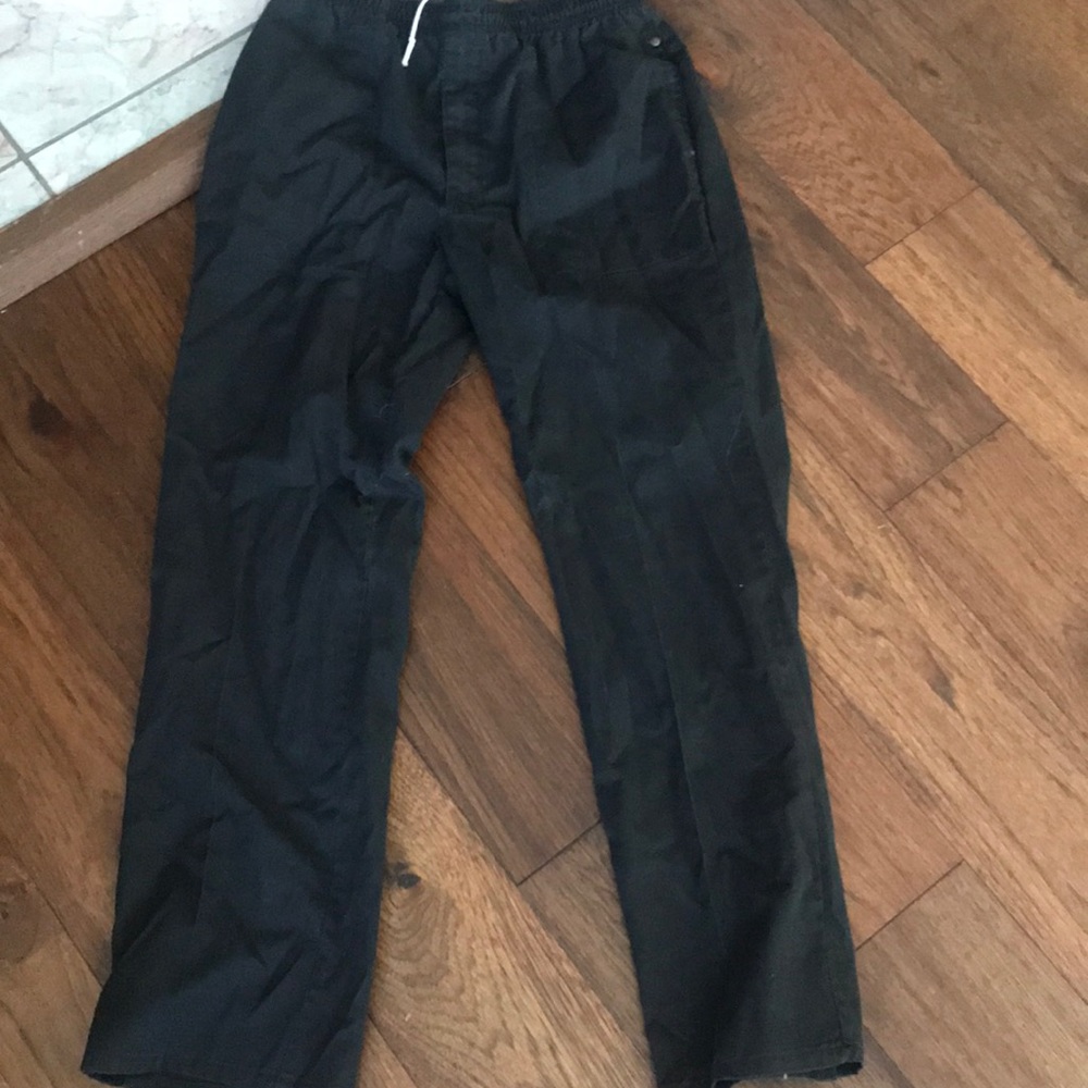 B1G1  Black size 36/38 pants